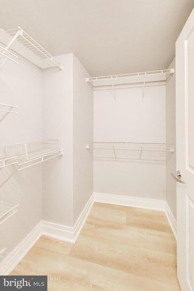 Building Photo - 915 E Street NW Unit 414