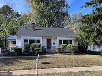 Building Photo - 17 Todd Ln