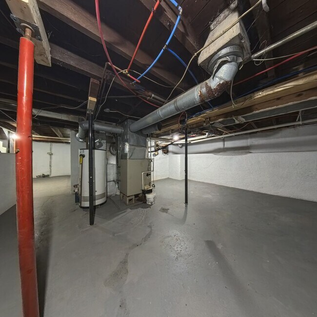 Building Photo - Newly remodeled 3 bedroom 1 bathroom home-Located in Jefferson