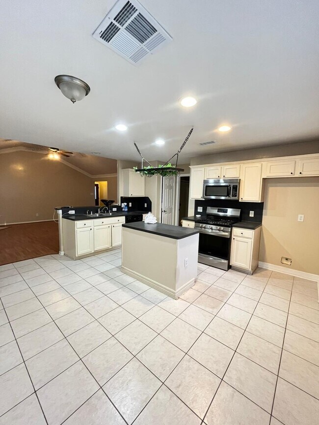 Building Photo - 3259 Enchanted Hollow Ln
