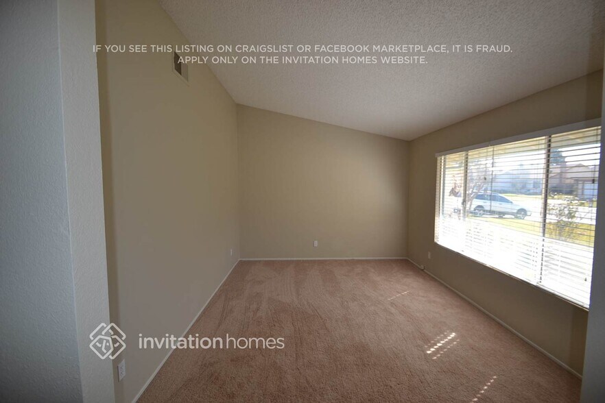 Building Photo - 213 Arbor Crest Way