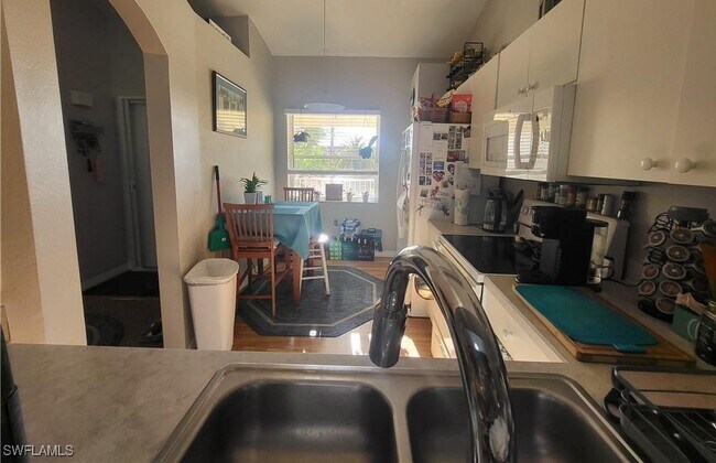 Building Photo - 6655 Huntington Lakes Cir