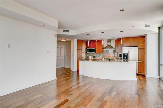 Building Photo - 4909 Laclede Ave