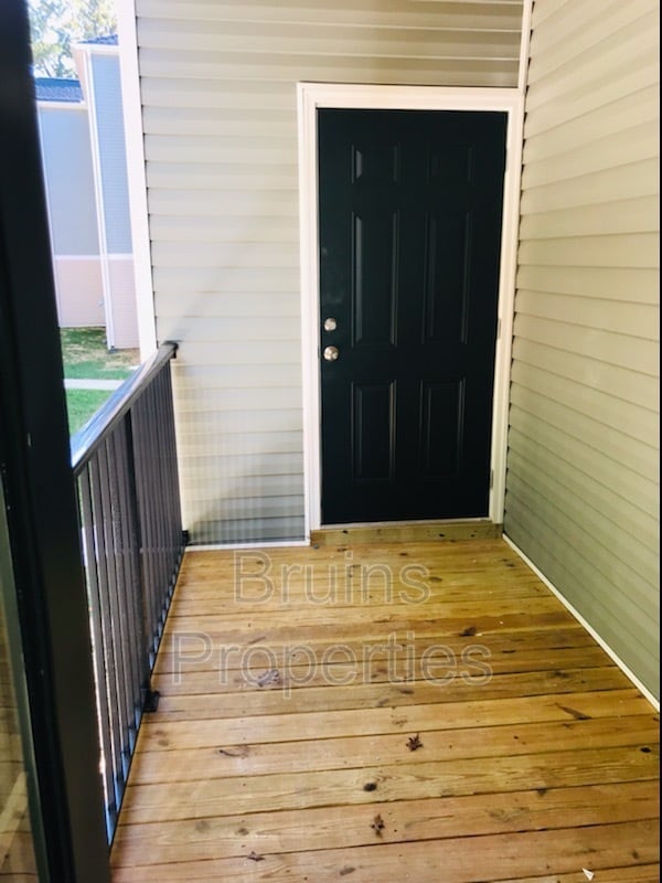 Building Photo - 2606 Pennoak Way