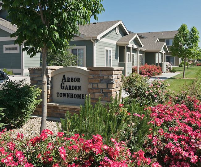 Arbor Garden Townhomes - Arbor Garden