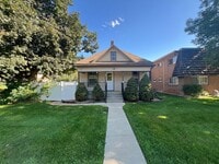 Building Photo - Historic Home Close to Downtown Loveland!