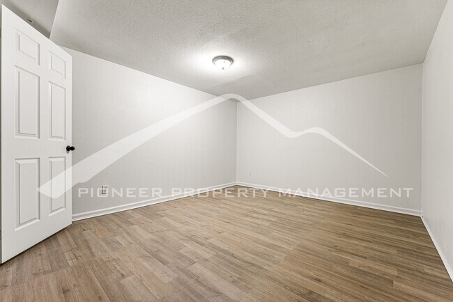 Building Photo - 9615 W 25th Pl