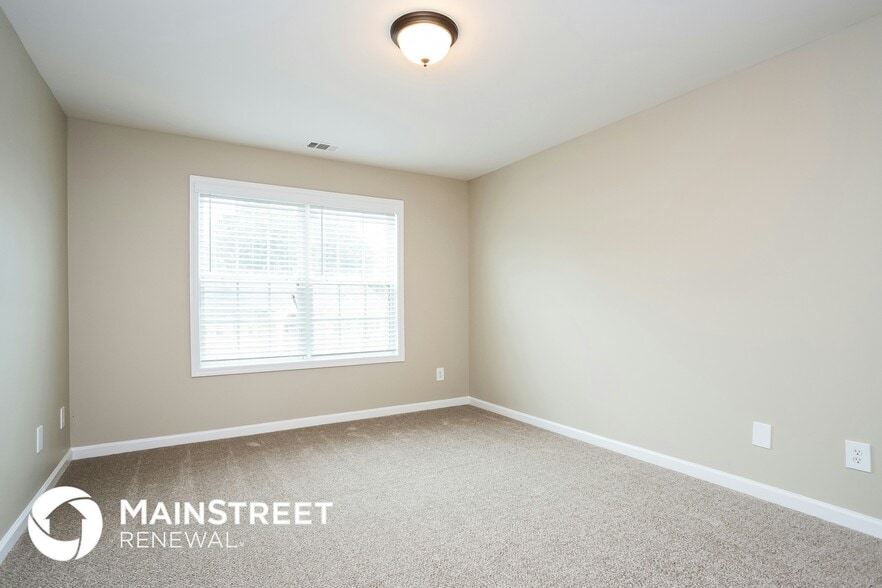 Building Photo - 2729 Palmview Ct SW