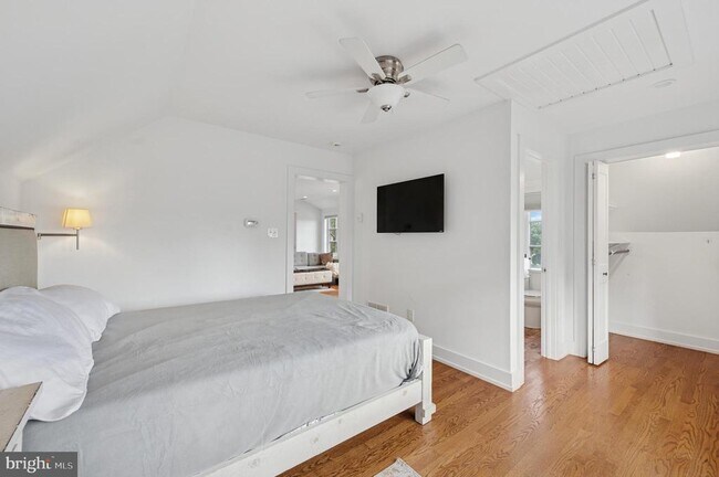 Building Photo - 1125 Ginkgo Ln