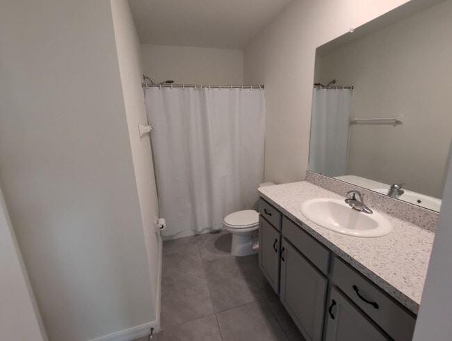 Building Photo - Fresh new build ~ 3 bed/ 2.5 bath Townhous...