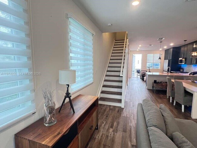 Building Photo - 10229 NW 64th Terrace