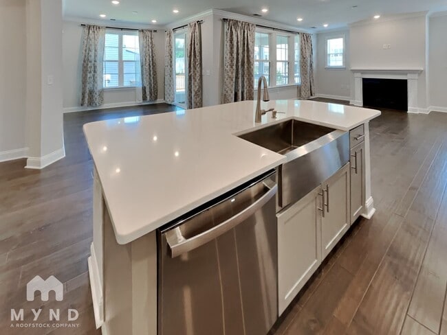 Building Photo - 8451 Seawell School Rd