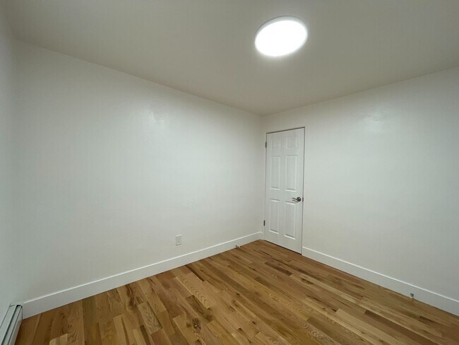 Building Photo - 752 Vrain St