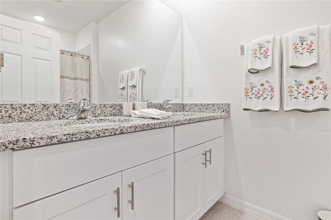 Building Photo - 34114 Rogallo Ln