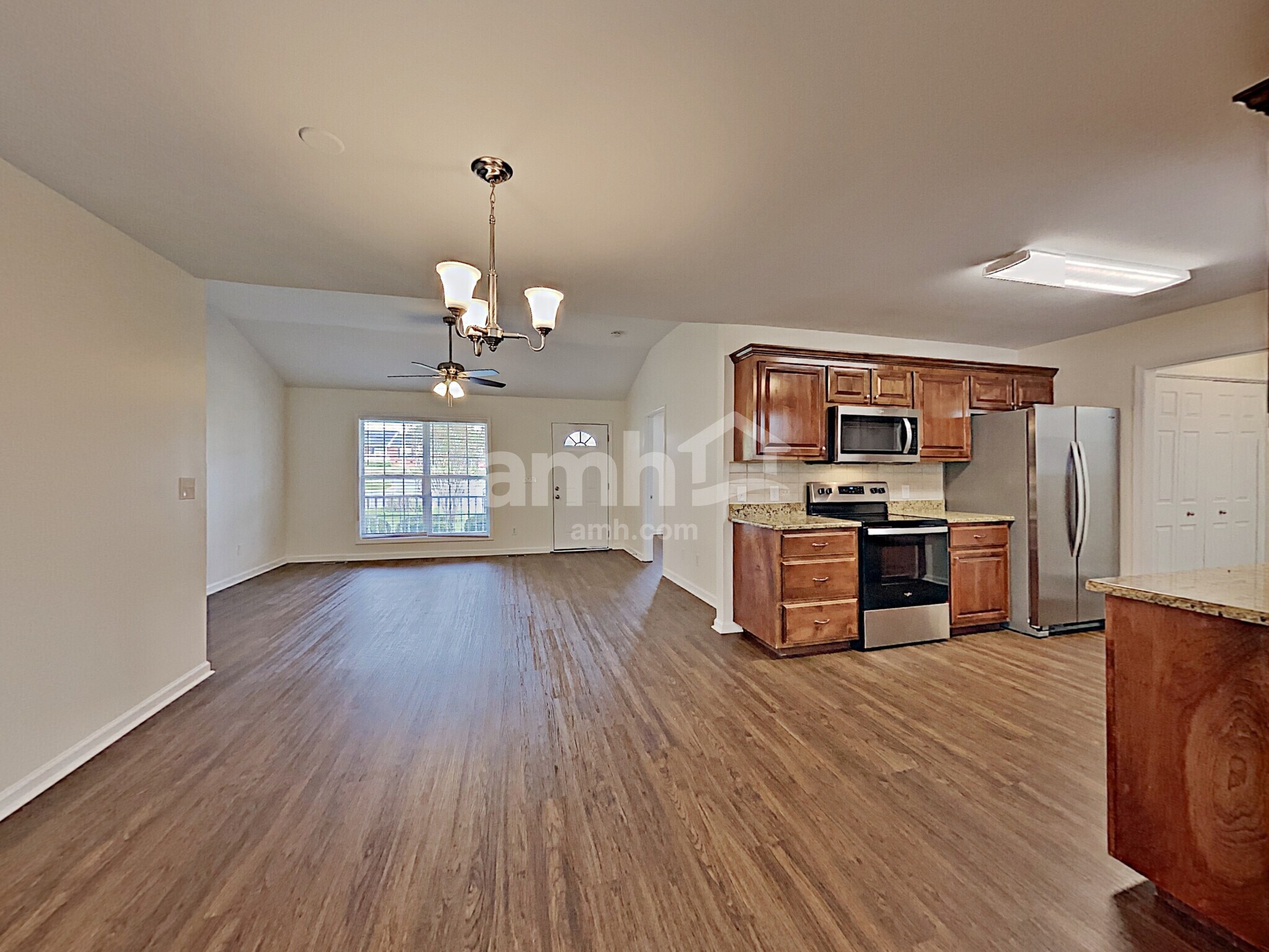 Building Photo - 2908 Checkers Ct