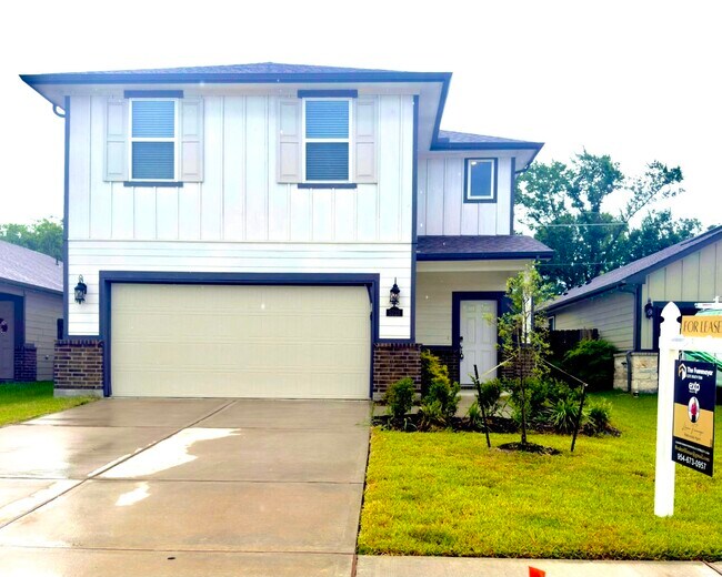 Building Photo - 5723 Madden Ln