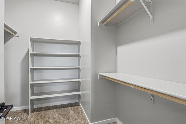 Building Photo - 3740 Model Ln