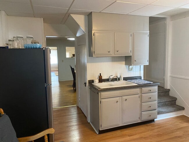 Building Photo - 3 Bedroom, 2 Bath Home in Manheim - Fenced...