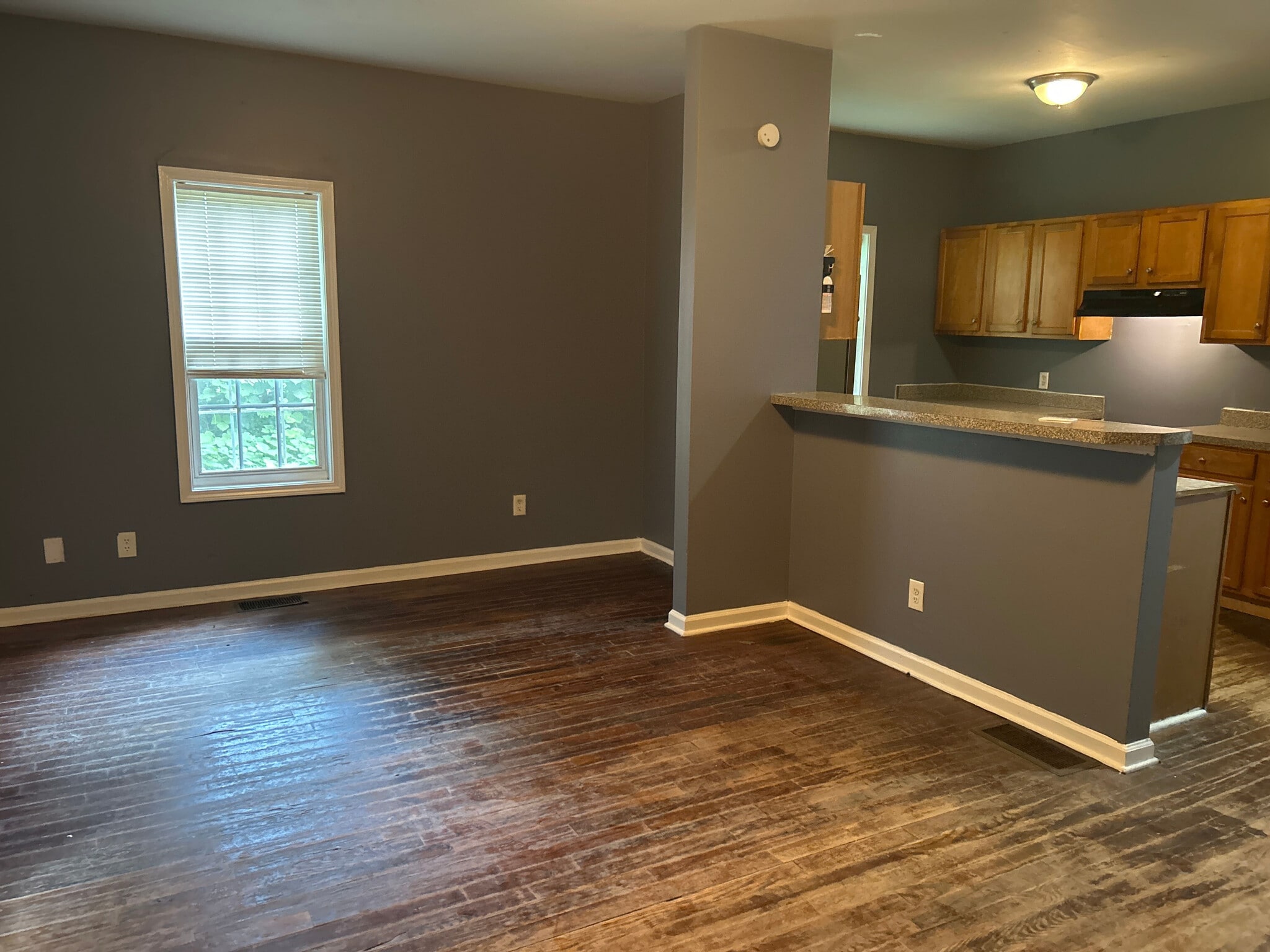 Building Photo - Room in Duplex on Ridge Ave NW
