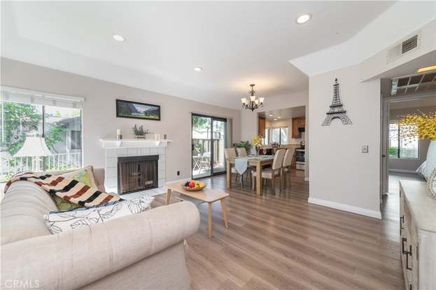 Building Photo - 22757 Lakeway Dr