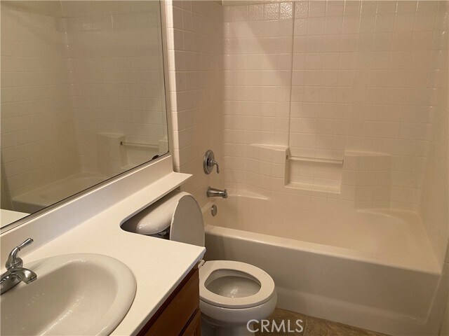 Building Photo - 5505 Sunset Ridge Dr