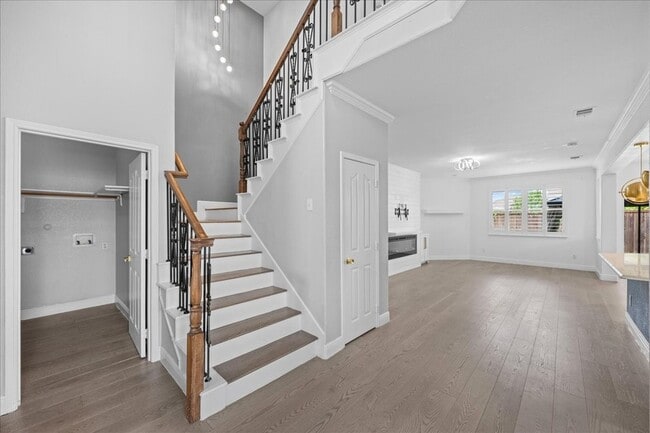 Building Photo - 1223 Mallard Creek Dr