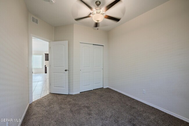 Building Photo - 1040 Indigo Sky St