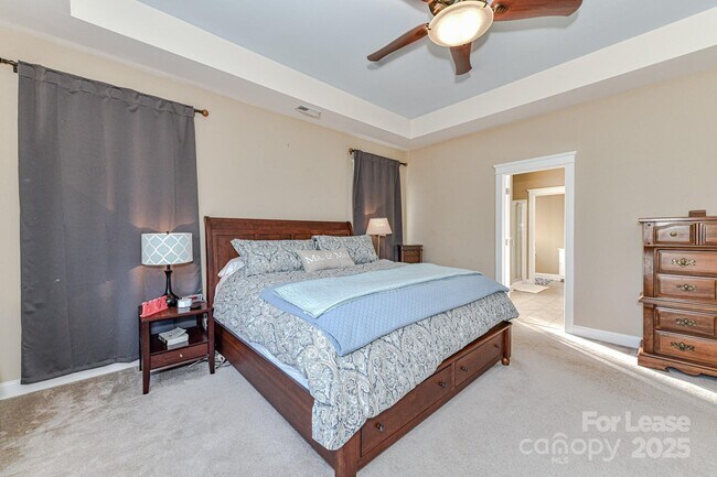 Building Photo - 16727 Spruell St