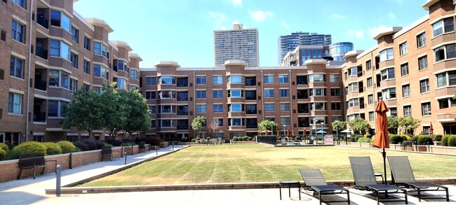 Building Photo - 20 Ave at Port Imperial Blvd