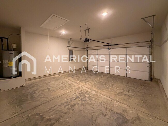 Building Photo - 169 Cattail Ct