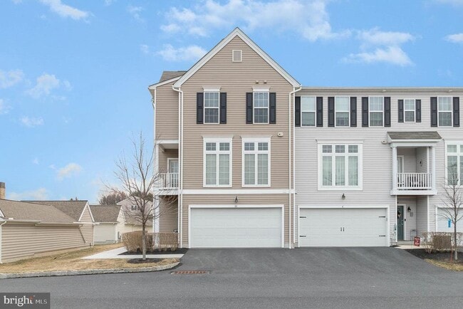 Building Photo - 3038 Meridian Cmns