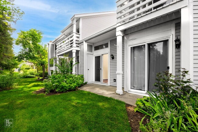 Building Photo - 1081 Courtland Dr