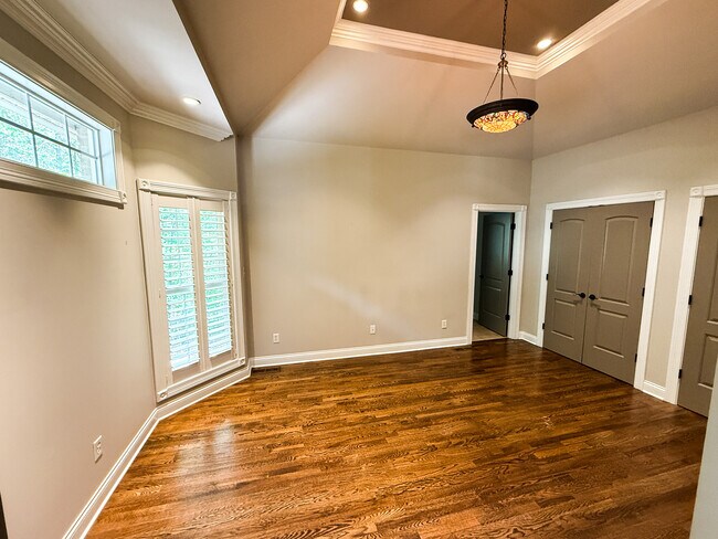 Building Photo - 159 Briggs Hill Rd