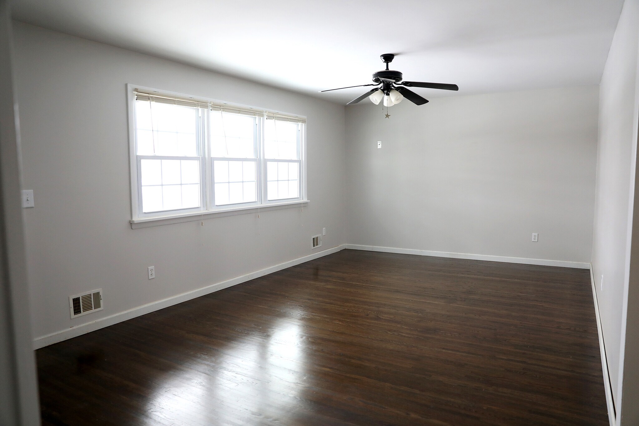 Living Room - 16 Beckwith Road