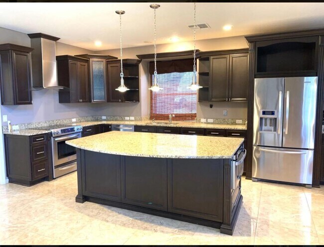 Building Photo - 8055 Glitter Ct