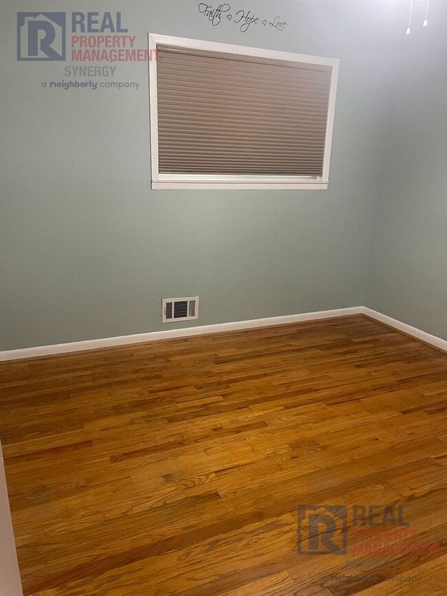 Building Photo - COMING SOON - Three Bedroom Family Home