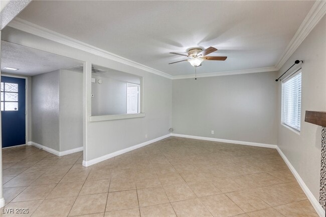 Building Photo - 3055 S Topaz Rd