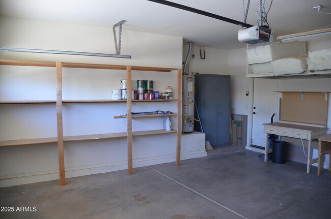 Building Photo - 14214 W Ventura St