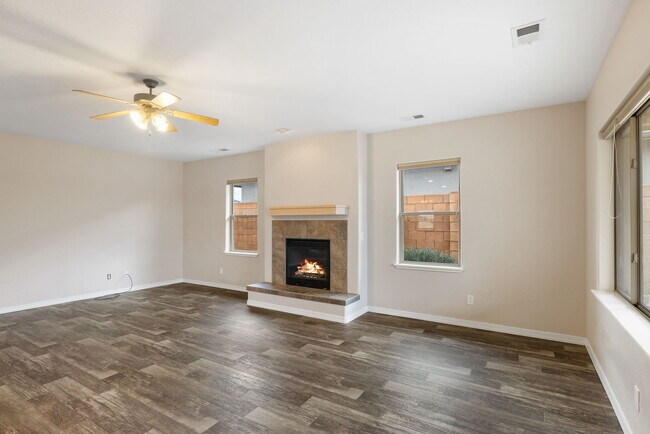 Building Photo - 13024 E Cancun St