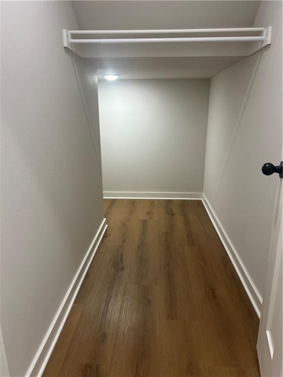 Building Photo - 550 Cosmos St