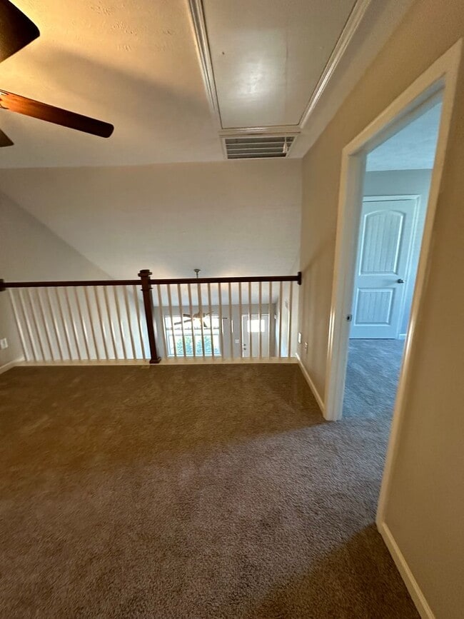 Building Photo - Beautiful 2 Bed 2.5 Bath Townhome *ZONED FOR BLACKMANS SCHOOLS*