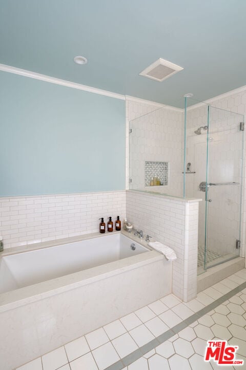 Building Photo - 149 N Van Ness Ave