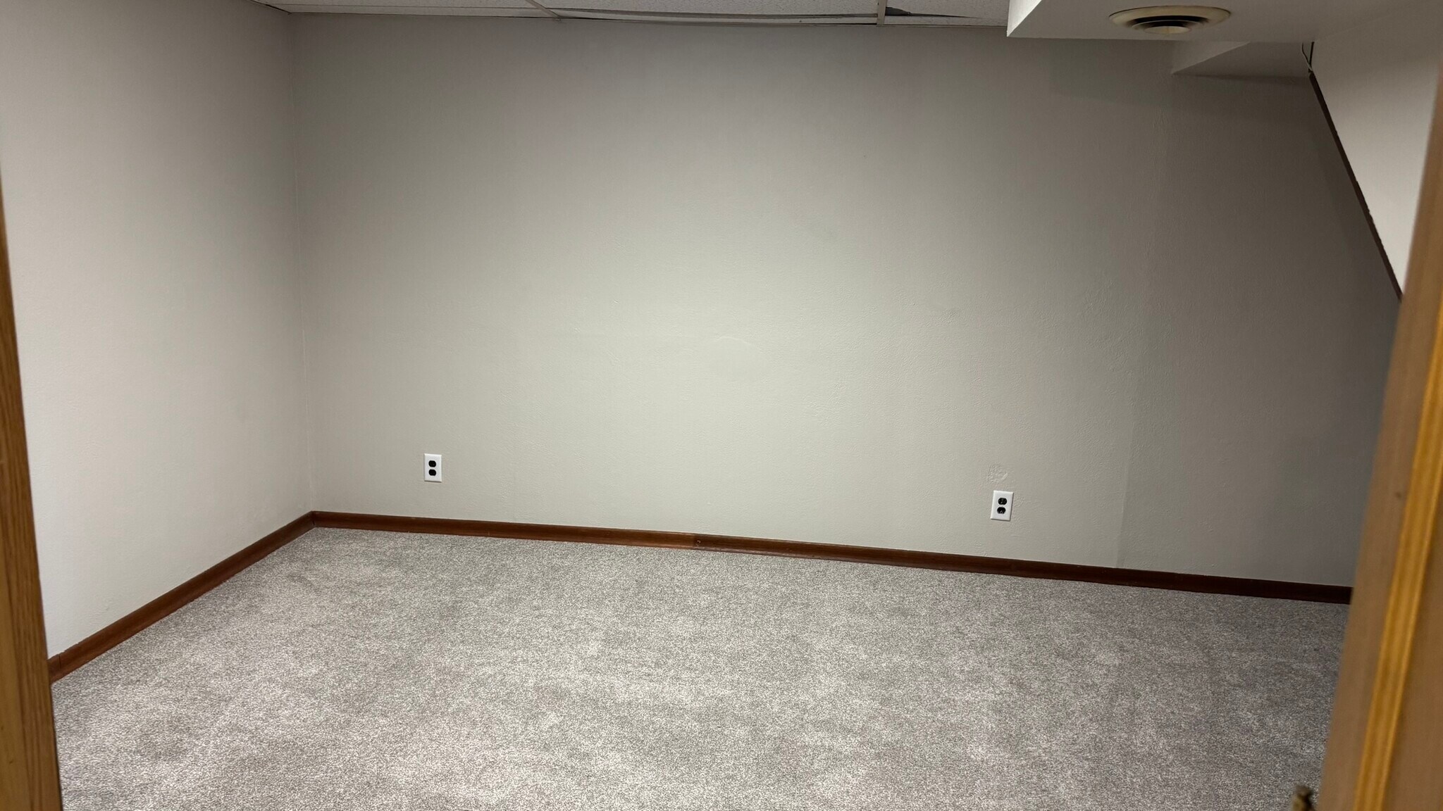 Building Photo - 1331 Spruce Hills Dr