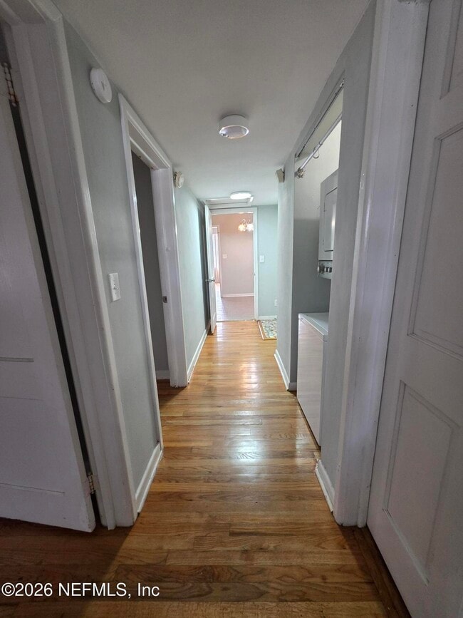 Building Photo - 1265 Donald St