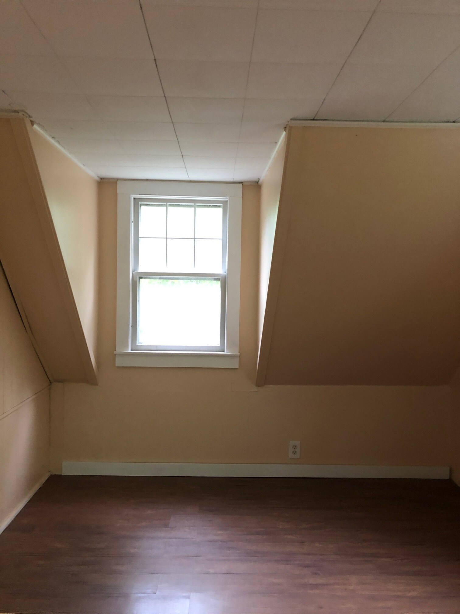 Building Photo - 207 Stillwater Ave