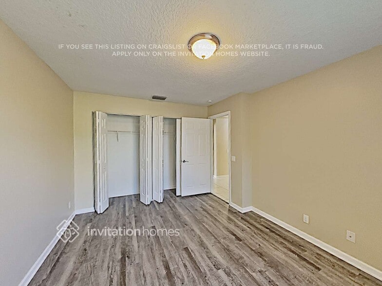 Building Photo - 8227 NW 41st St