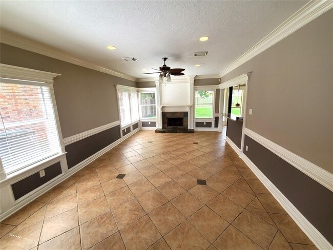 Building Photo - 3751 Pine Cone Trail