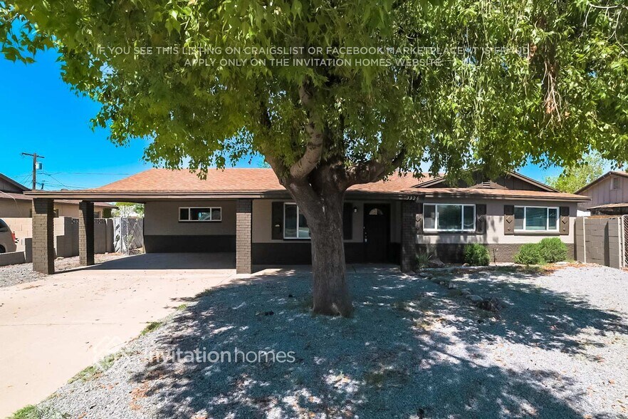 Primary Photo - 3326 W Larkspur Dr
