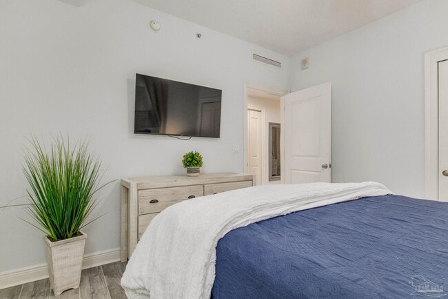 Building Photo - 612 Lost Key Dr