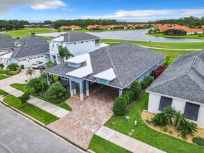 Building Photo - Beautiful 4 Bedroom Home in Venetian Bay